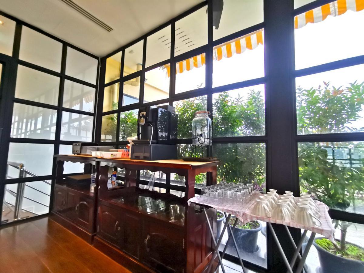 Lertnimit Boutique Hotel Hua Hin Exterior photo