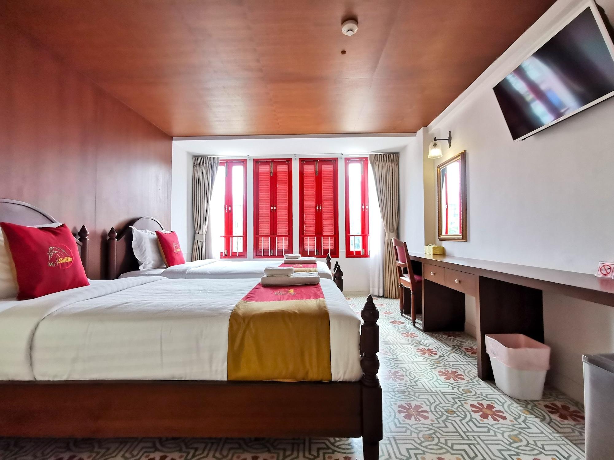 Lertnimit Boutique Hotel Hua Hin Exterior photo